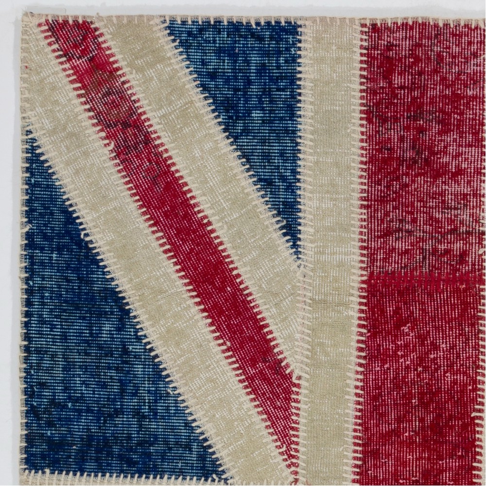 Handmade Patchwork Rug | Union Jack British Flag Design Carpet in Dark Blue, Red & Beige | United Kingdom Flag Rug Tapestry Handmade Patchwork Rug | Union Jack British Flag Design Carpet in Dark Blue, Red & Beige | United Kingdom Flag Rug Tapestry