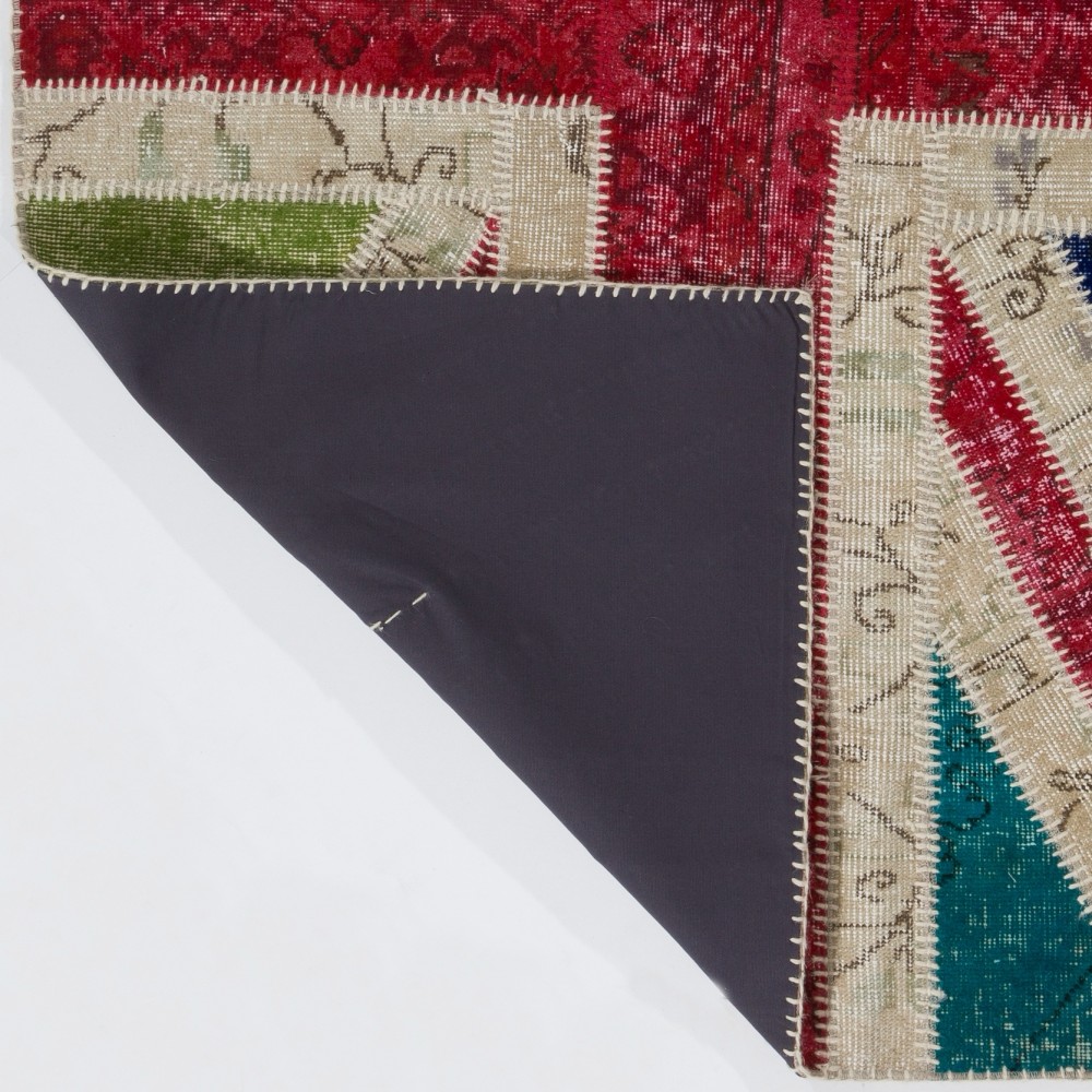 United Kingdom Flag Pattern Patchwork Rug | Vintage Handmade Carpet | Colorful Union Jack British Flag Design Tapestry United Kingdom Flag Pattern Patchwork Rug | Vintage Handmade Carpet | Colorful Union Jack British Flag Design Tapestry