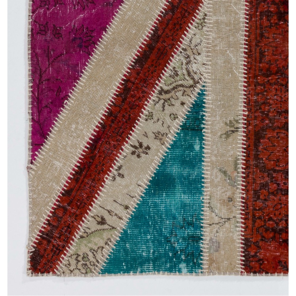 United Kingdom Flag Pattern Patchwork Rug | Vintage Handmade Carpet | Colorful Union Jack British Flag Design Tapestry United Kingdom Flag Pattern Patchwork Rug | Vintage Handmade Carpet | Colorful Union Jack British Flag Design Tapestry