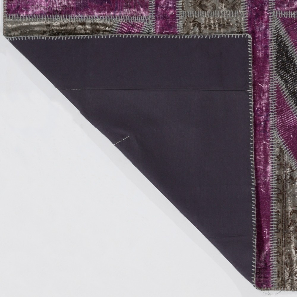 Union Jack British Flag Design Patchwork Rug | Vintage Hand-Knotted United Kingdom Flag Pattern Dark Gray Carpet Union Jack British Flag Design Patchwork Rug | Vintage Hand-Knotted United Kingdom Flag Pattern Dark Gray Carpet