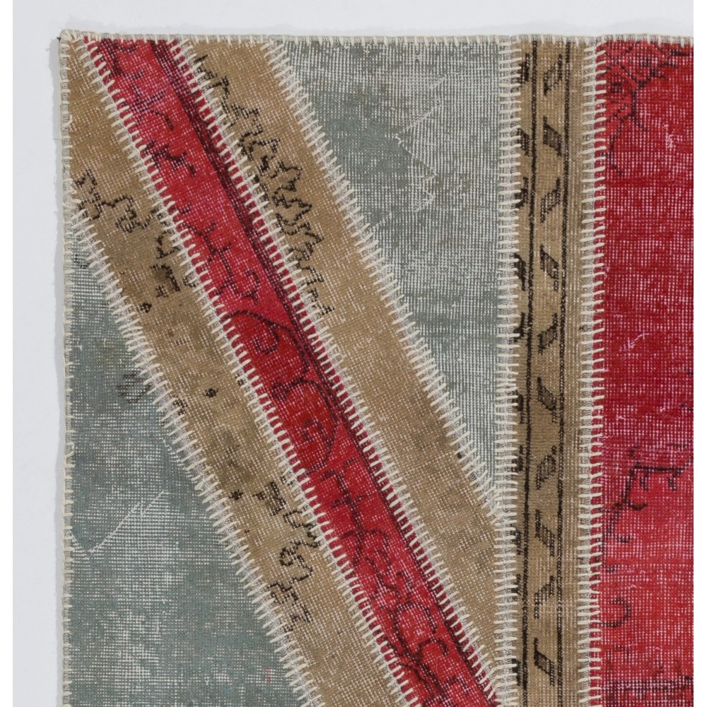 Union Jack British Flag Design Hand-Knotted Patchwork Rug in Blue, Red and Cream | United Kingdom Pattern Carpet Union Jack British Flag Design Hand-Knotted Patchwork Rug in Blue, Red and Cream | United Kingdom Pattern Carpet