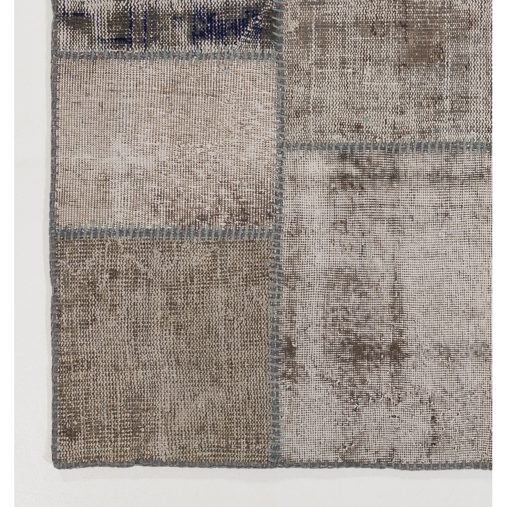 Vintage Gray and Beige Patchwork Rug | Shabby Chic Hand-Knotted Turkish Wool Carpet Vintage Gray and Beige Patchwork Rug | Shabby Chic Hand-Knotted Turkish Wool Carpet