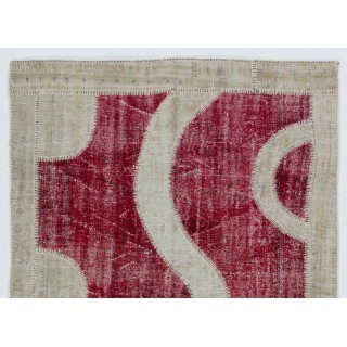 Custom Unique Design Handmade Vintage Patchwork Rug in Red and Beige. Modern Turkish Carpet. Woolen Floor Covering Custom Unique Design Handmade Vintage Patchwork Rug in Red and Beige. Modern Turkish Carpet. Woolen Floor Covering