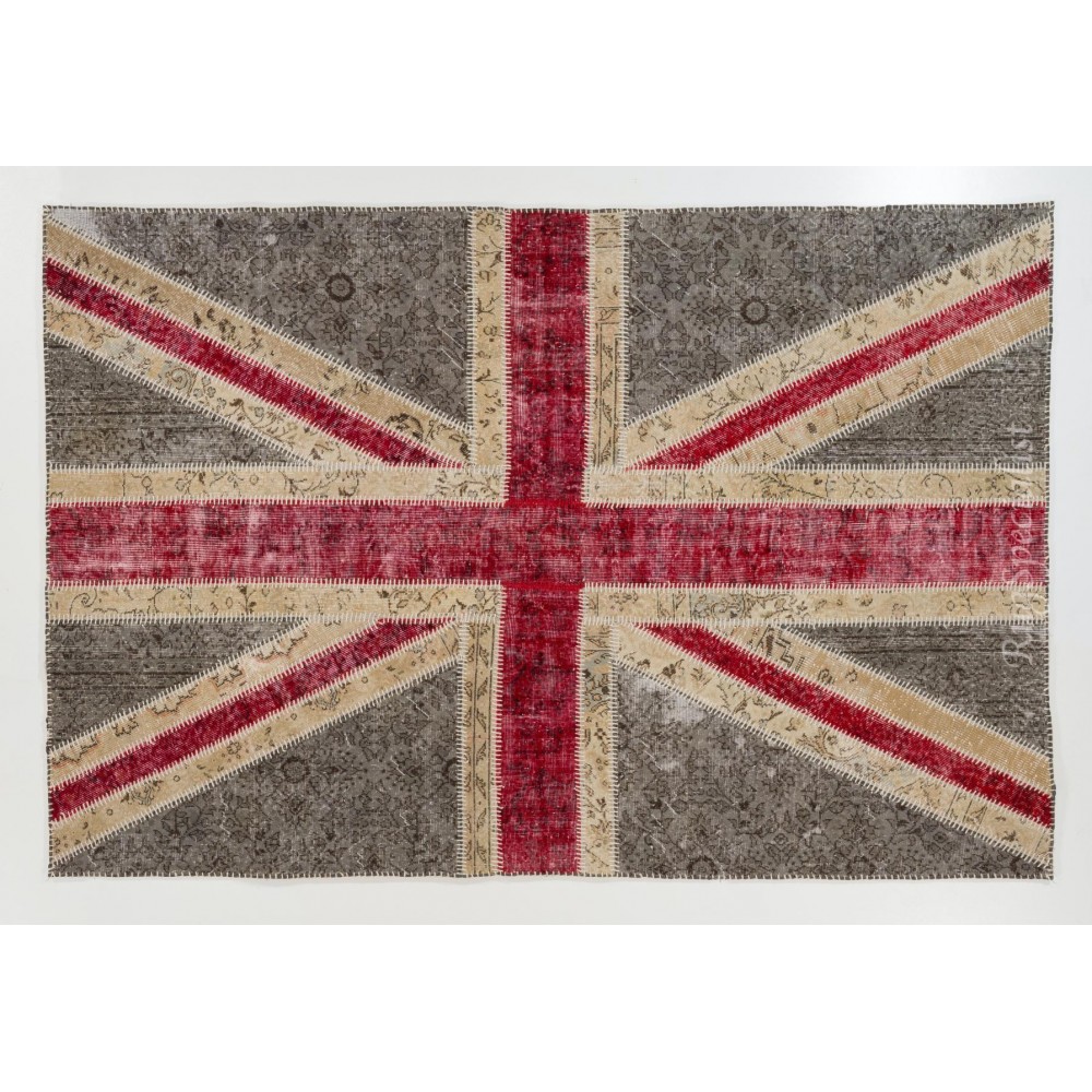 Union Jack British Flag Design Patchwork Handmade Rug. Floral Patterned United Kingdom Carpet for Contemporary Interiors