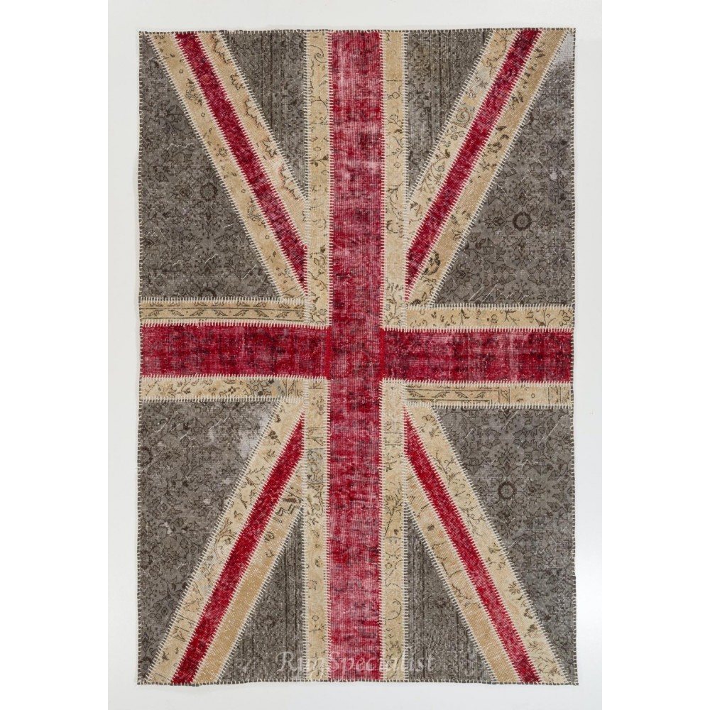 Union Jack British Flag Design Patchwork Handmade Rug. Floral Patterned United Kingdom Carpet for Contemporary Interiors