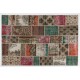 Traditional Handmade Oriental Patchwork Rug for Contemporary Interiors. Vintage Turkish Floral Natural Carpet