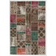 Traditional Handmade Oriental Patchwork Rug for Contemporary Interiors. Vintage Turkish Floral Natural Carpet