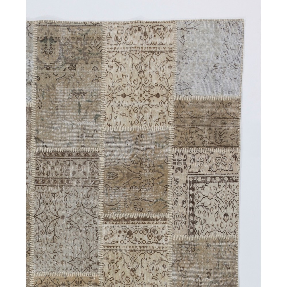 Vintage Neutral Beige Patchwork Rug | Hand-Knotted Turkish Wool Carpet for Living Room, Dining Room and Bedroom Vintage Neutral Beige Patchwork Rug | Hand-Knotted Turkish Wool Carpet for Living Room, Dining Room and Bedroom