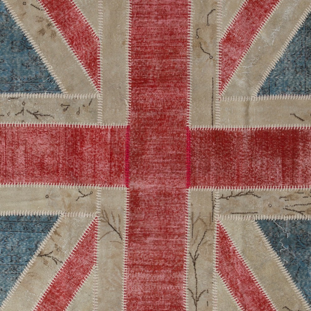 Union Jack British Flag Design Patchwork Rug | Hand-Knotted United Kingdom Flag Pattern Blue Carpet Union Jack British Flag Design Patchwork Rug | Hand-Knotted United Kingdom Flag Pattern Blue Carpet