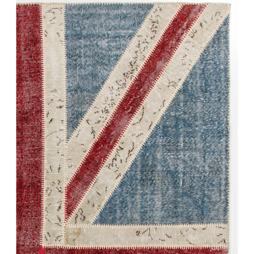 Union Jack British Flag Design Patchwork Rug | Vintage Hand-Knotted United Kingdom Flag Pattern Blue Carpet Union Jack British Flag Design Patchwork Rug | Vintage Hand-Knotted United Kingdom Flag Pattern Blue Carpet