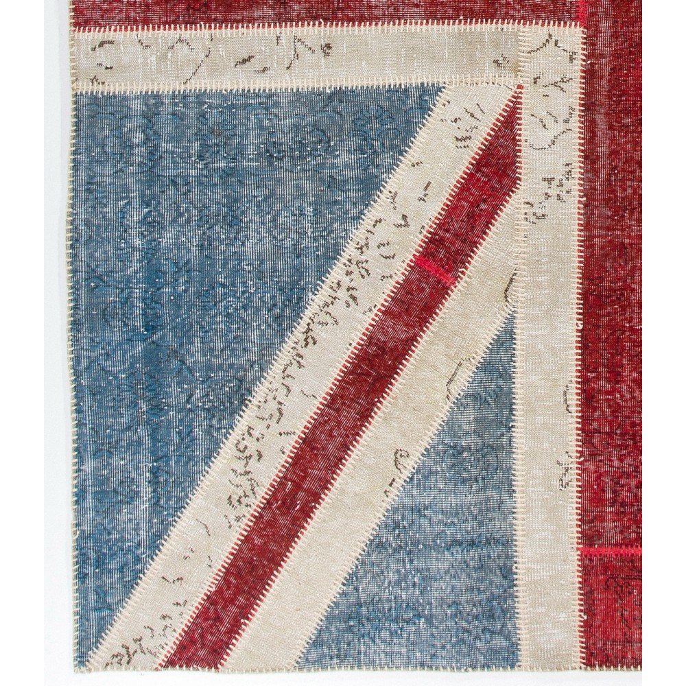 Union Jack British Flag Design Patchwork Rug | Vintage Hand-Knotted United Kingdom Flag Pattern Blue Carpet Union Jack British Flag Design Patchwork Rug | Vintage Hand-Knotted United Kingdom Flag Pattern Blue Carpet