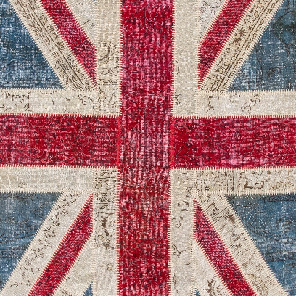 Union Jack British Flag Design Patchwork Rug | Vintage Hand-Knotted United Kingdom Flag Pattern Blue Carpet Union Jack British Flag Design Patchwork Rug | Vintage Hand-Knotted United Kingdom Flag Pattern Blue Carpet