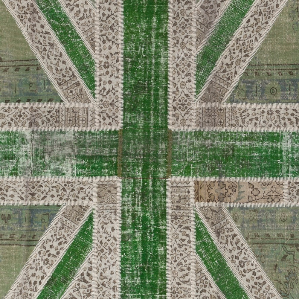 Union Jack British Flag Design Patchwork Rug | Vintage Hand-Knotted United Kingdom Flag Pattern Green Carpet Union Jack British Flag Design Patchwork Rug | Vintage Hand-Knotted United Kingdom Flag Pattern Green Carpet