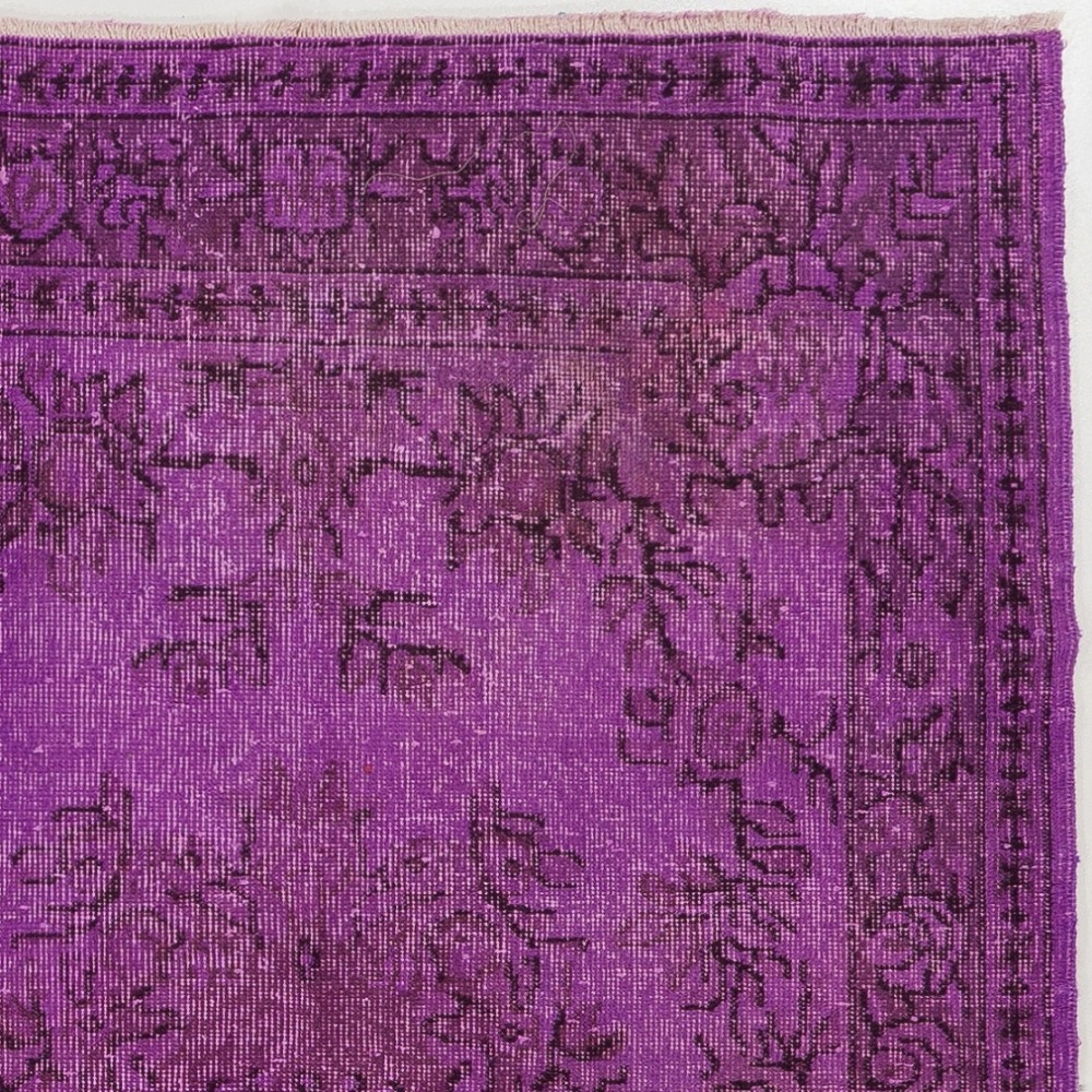 Purple Color Over-dyed Vintage Handmade Turkish Area Rug with Medallion Design Purple Color Over-dyed Vintage Handmade Turkish Area Rug with Medallion Design