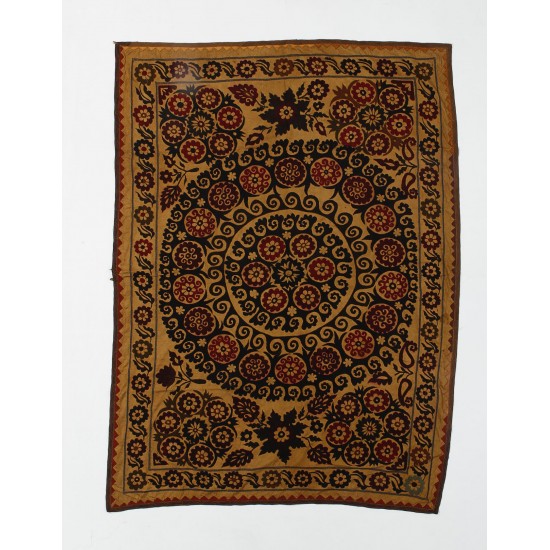 Central Asian Suzani Textile. Embroidered Cotton & Silk Bed Cover, Wall Hanging Central Asian Suzani Textile. Embroidered Cotton & Silk Bed Cover, Wall Hanging
