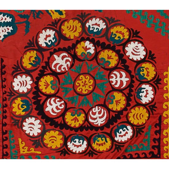 Central Asian Suzani Textile. Embroidered Cotton & Silk Bed Cover, Wall Hanging Central Asian Suzani Textile. Embroidered Cotton & Silk Bed Cover, Wall Hanging