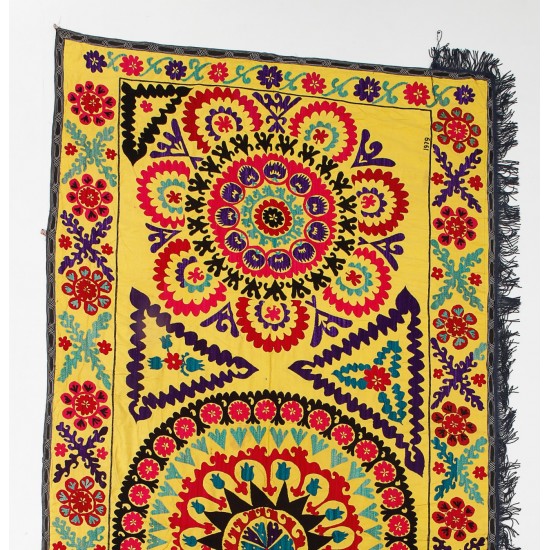 Central Asian Suzani Textile. Embroidered Cotton & Silk Bed Cover, Wall Hanging Central Asian Suzani Textile. Embroidered Cotton & Silk Bed Cover, Wall Hanging