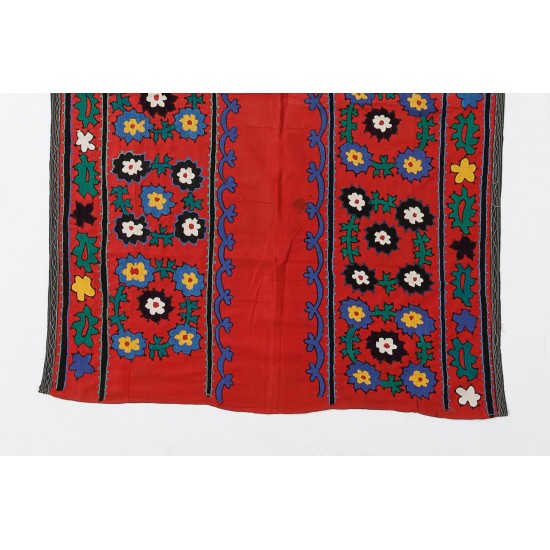Central Asian Suzani Textile. Embroidered Cotton & Silk Bed Cover, Wall Hanging Central Asian Suzani Textile. Embroidered Cotton & Silk Bed Cover, Wall Hanging
