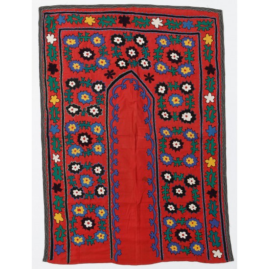 Suzani Tablecloth. Silk Embroidery Throw Blanket, Red Wall Hanging, Vintage Bedspread, Uzbek Tapestry