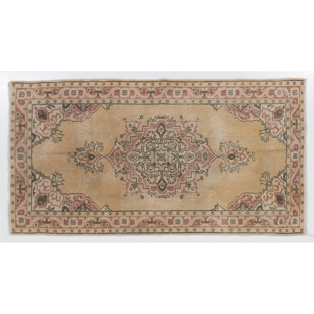 Vintage Anatolian Oushak Rug with Medallion Design in Soft Colors