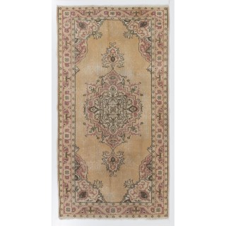 Vintage Anatolian Oushak Rug with Medallion Design in Soft Colors