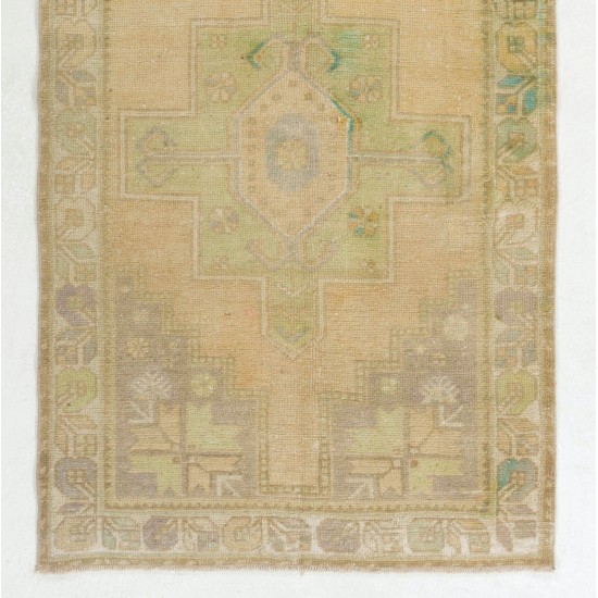 Hand-Knotted Vintage Geometric Medallion Oushak Rug in Soft Colors