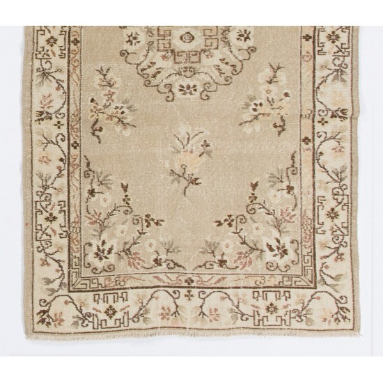 Art Deco Chinese Inspired Vintage Handmade Turkish Wool Rug in Oatmea Color Art Deco Chinese Inspired Vintage Handmade Turkish Wool Rug in Oatmea Color