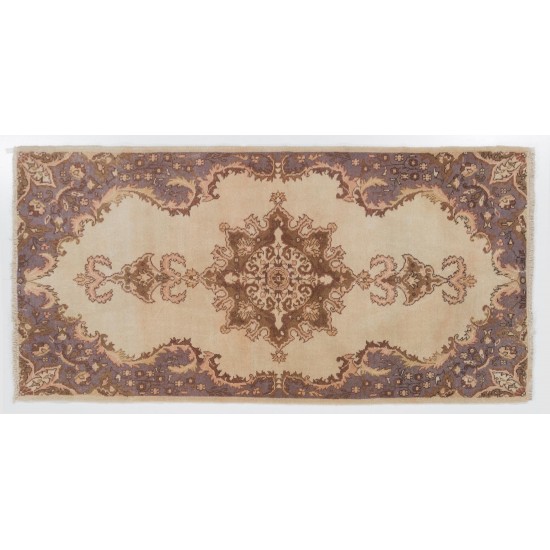 Hand-knotted Vintage Anatolian Oushak Rug in Soft Colors with Medallion Design. Woolen Floor Covering