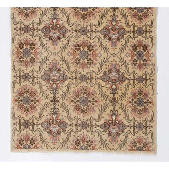 Hand-Knotted Vintage Floral Design Anatolian Rug Hand-Knotted Vintage Floral Design Anatolian Rug