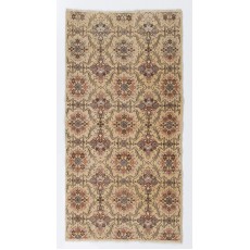 Vintage Handmade Turkish Wool Accent Rug in Sand Beige & Muted Plum with All-Over Lattice Design
