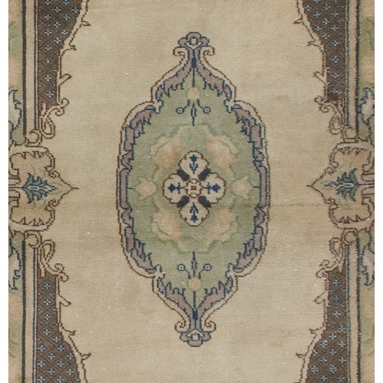 Baroque Vintage Handmade Rug in Soft Colors Baroque Vintage Handmade Rug in Soft Colors