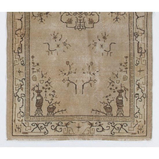 Handmade Art Deco Chinese Design Area Rug in Beige, Brown and Black Colors Handmade Art Deco Chinese Design Area Rug in Beige, Brown and Black Colors