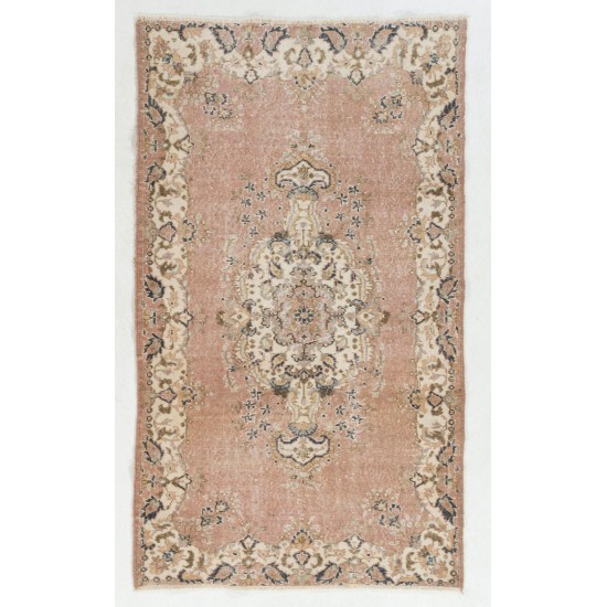 Fine Hand-Knotted Area Rug with Medallion Design in Soft Tones. Vintage Carpet, Woolen Floor Covering Fine Hand-Knotted Area Rug with Medallion Design in Soft Tones. Vintage Carpet, Woolen Floor Covering