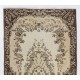 Hand-Knotted Vintage Central Anatolian Area Rug with Medallion Design. Woolen Floor Covering