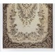 Hand-Knotted Vintage Central Anatolian Area Rug with Medallion Design. Woolen Floor Covering