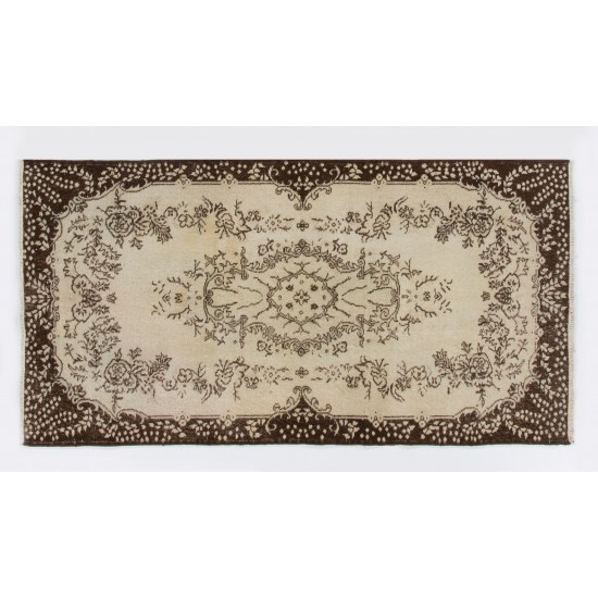 Hand-Knotted Vintage Anatolian Area Rug with Medallion Design. Woolen Floor Covering Hand-Knotted Vintage Anatolian Area Rug with Medallion Design. Woolen Floor Covering