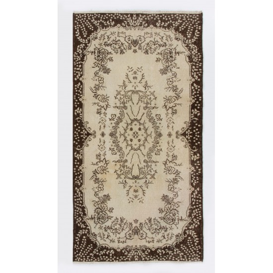 Hand-Knotted Vintage Anatolian Area Rug with Medallion Design. Woolen Floor Covering Hand-Knotted Vintage Anatolian Area Rug with Medallion Design. Woolen Floor Covering