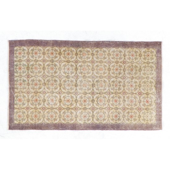 Floral Patterned Vintage Handmade Anatolian Accent Rug Floral Patterned Vintage Handmade Anatolian Accent Rug