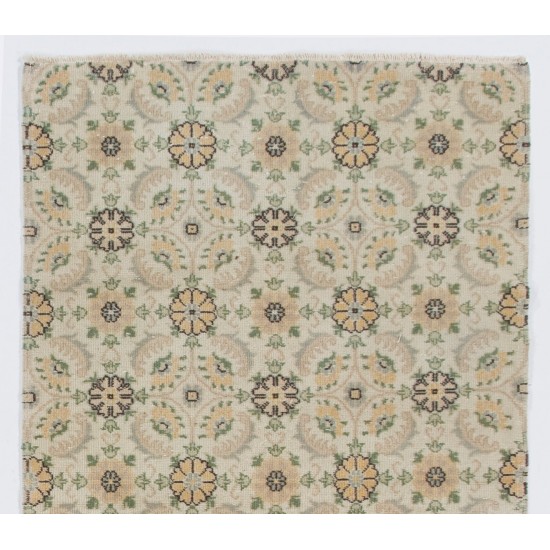 Vintage Floral Design Central Anatolian Rug in Soft Colors. Handmade Carpet