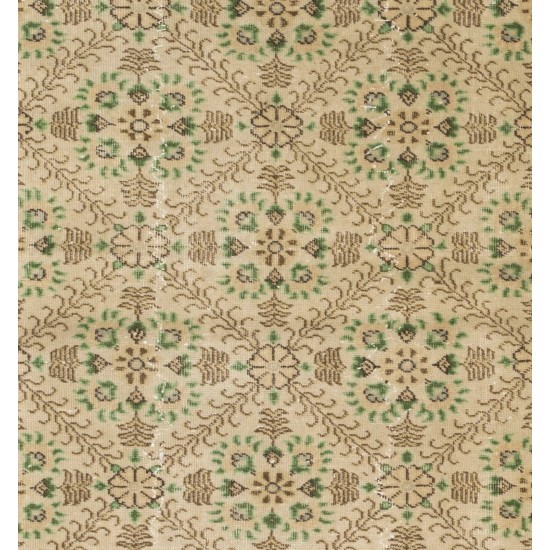 Hand-knotted Vintage Anatolian Rug with All-Over Floral Design. Wool Carpet, Floor Covering