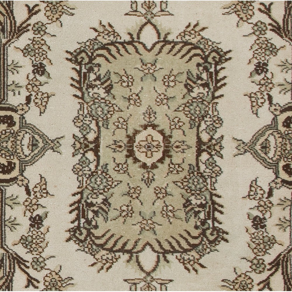 Vintage Anatolian Oushak Area Rug. Hand Knotted Carpet, Floor Covering