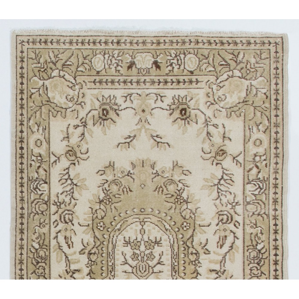 Vintage French Aubusson Design Rug in Neutral Colors, Wool Handmade Carpet