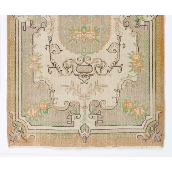 Mid-Century Floral Design Rug in French Style. Vintage Handmade Rug, Woolen Floor Covering