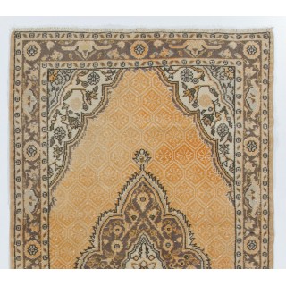 Vintage Handknotted Turkish Wool Area Rug in Honey Amber & Dark Brown with Medallion Design Vintage Handknotted Turkish Wool Area Rug in Honey Amber & Dark Brown with Medallion Design
