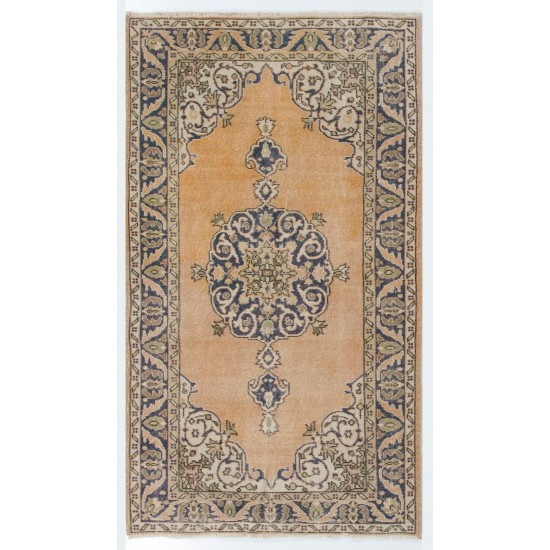 Fine Hand-Knotted Area Rug with Medallion Design in Soft Tones. Vintage Carpet, Woolen Floor Covering