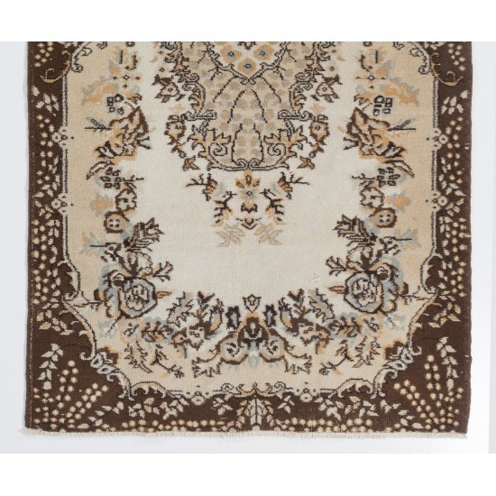 Hand-Knotted Vintage Turkish Area Rug with Medallion Design in Neutral Colors. Woolen Floor Covering