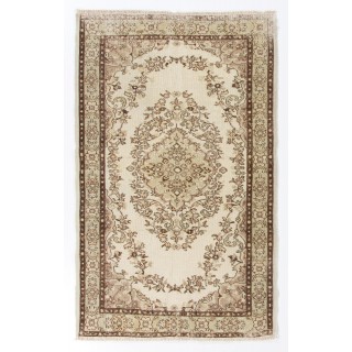 Vintage Handmade Turkish Oushak Rug in Neutral Colors. Woolen Floor Covering
