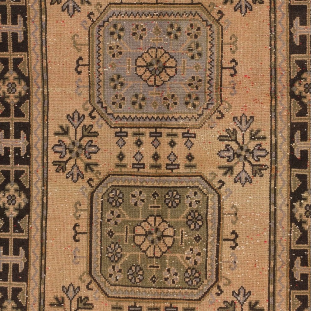 Vintage Turkish Runner Rug. Hand-knotted Carpet for Hallway