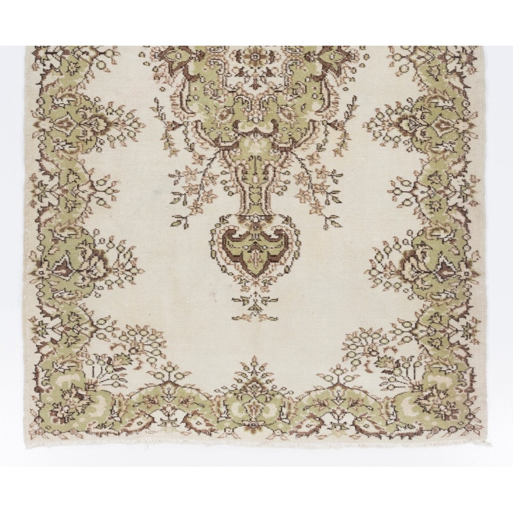 Vintage Handmade Turkish Oushak Rug with Medallion Design