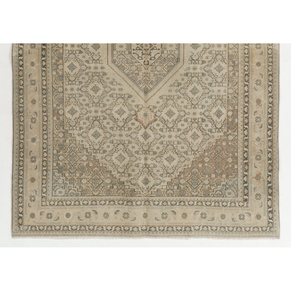 Vintage Handmade Turkish Kyseri Area Rug in Neutral Colors